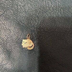 14KT Gold Cat Charm